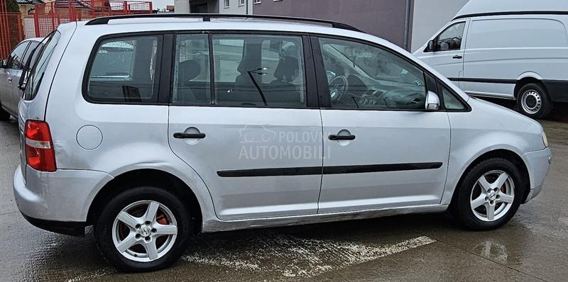 Volkswagen Touran 