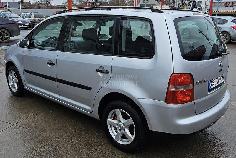 Volkswagen Touran 