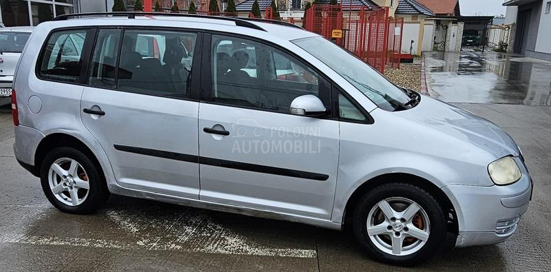 Volkswagen Touran 