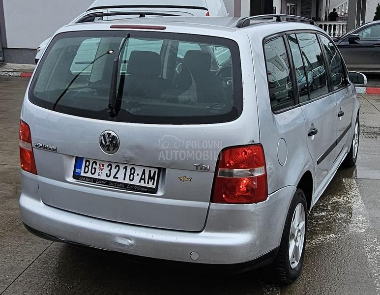 Volkswagen Touran 