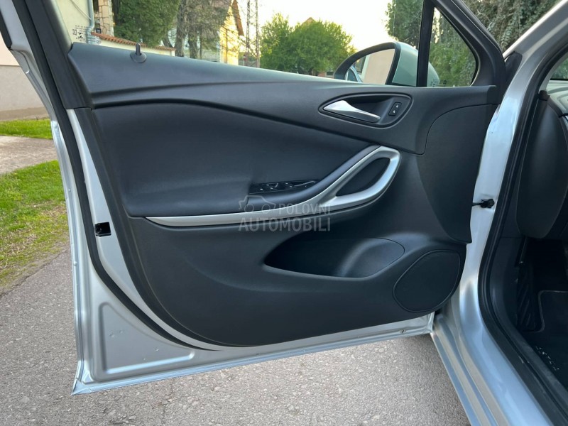Opel Astra K 1.5 CDTi  2kom.