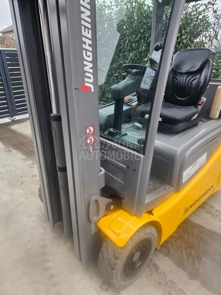 Jungheinrich EFG216K