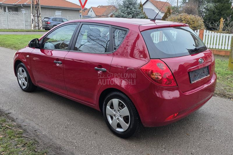 Kia cee`d 1.4