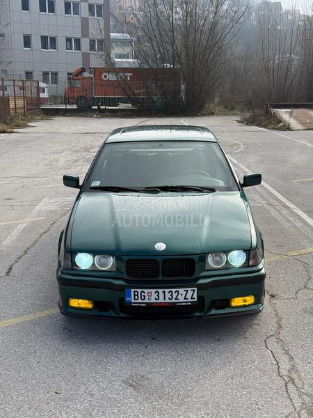 BMW 320 