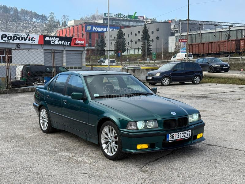 BMW 320 