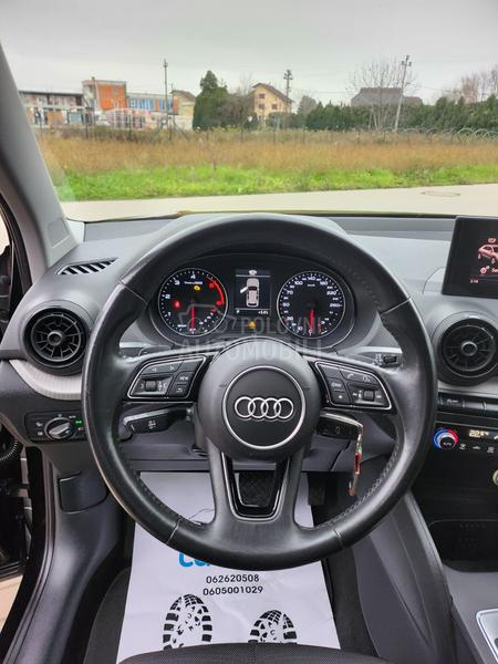 Audi Q2 1.6TDI/S-TRONIC/LED