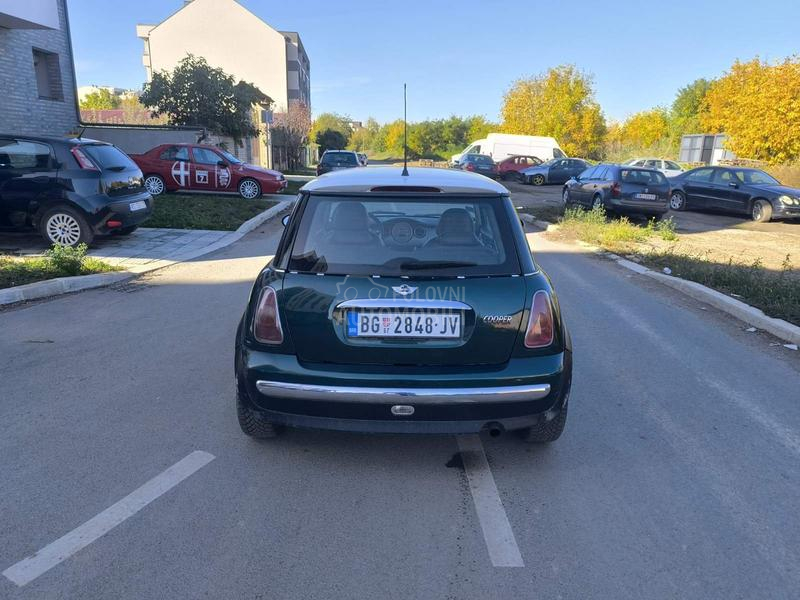 MINI Cooper 
