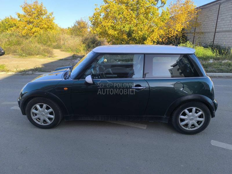 MINI Cooper 