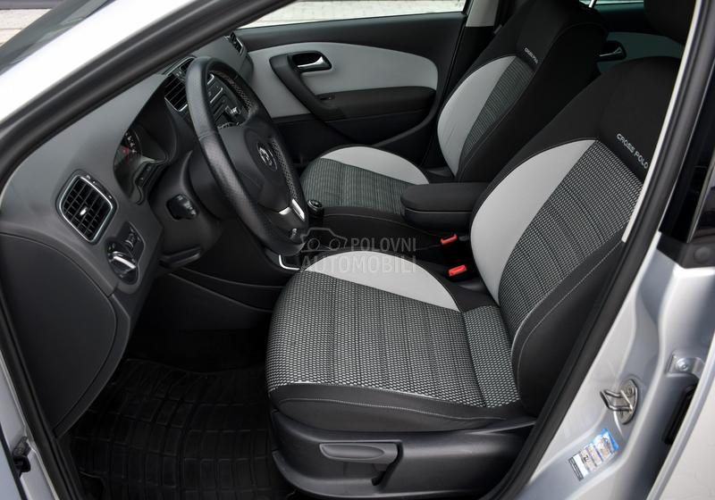 Volkswagen Polo Cross / 1.4 / CH