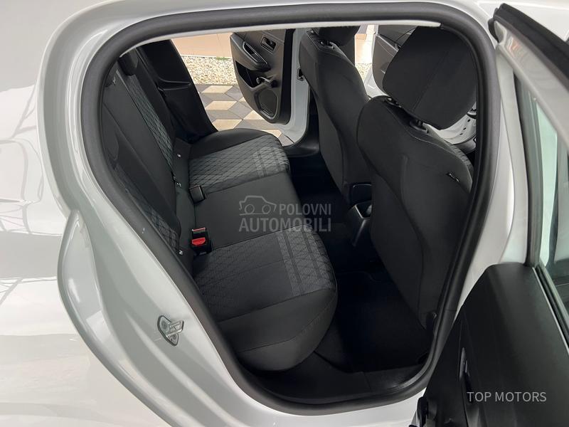 Peugeot 208 ZAMENjEN LANAC