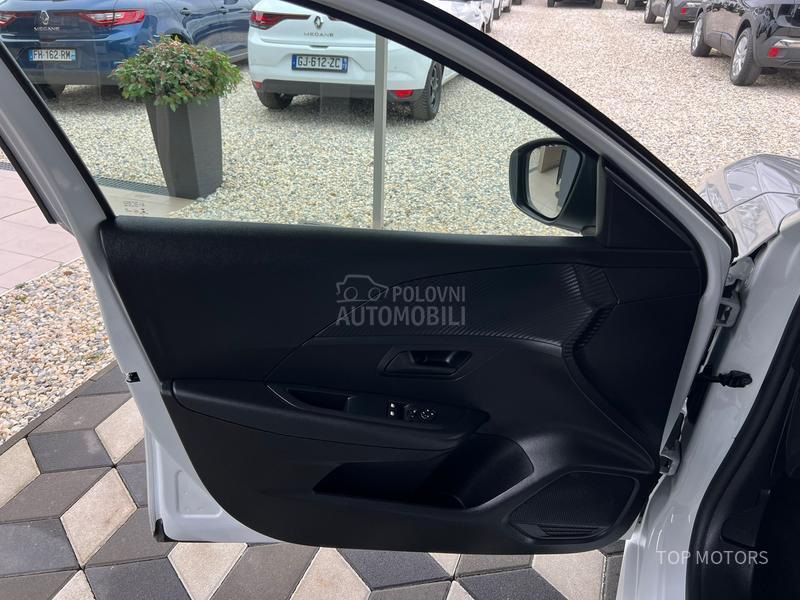 Peugeot 208 ZAMENjEN LANAC