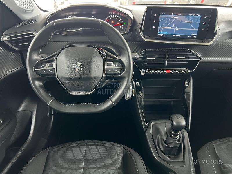 Peugeot 208 ZAMENjEN LANAC