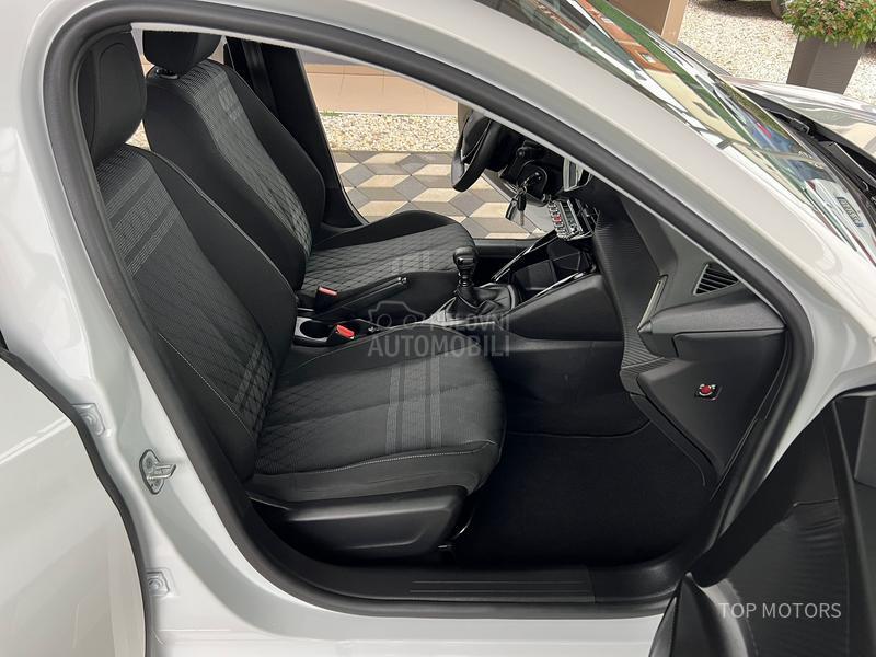 Peugeot 208 ZAMENjEN LANAC