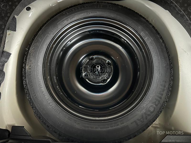 Peugeot 208 ZAMENjEN LANAC