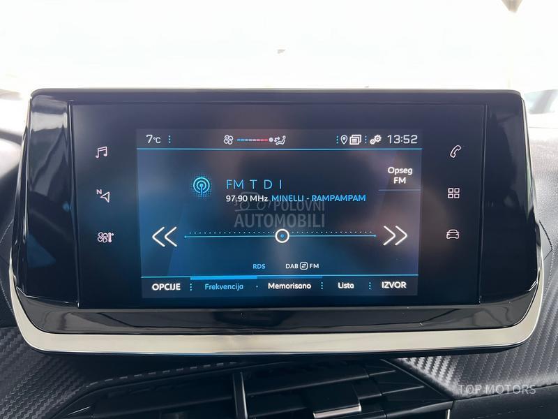 Peugeot 208 ZAMENjEN LANAC