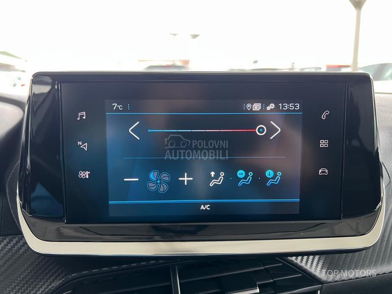 Peugeot 208 ZAMENjEN LANAC