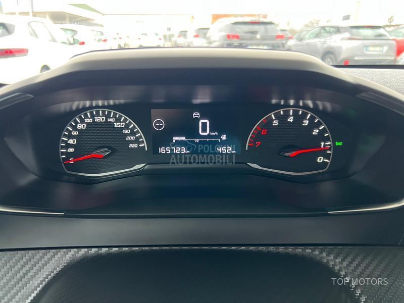 Peugeot 208 ZAMENjEN LANAC