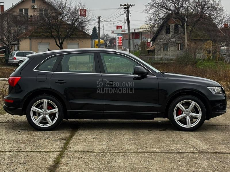 Audi Q5 quattro Pano