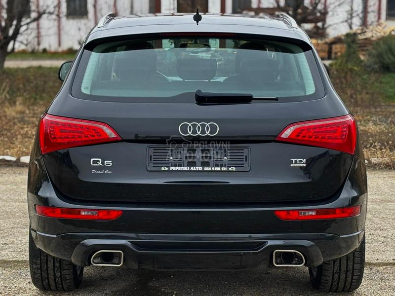 Audi Q5 quattro Pano