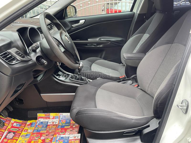 Alfa Romeo Giulietta 1.6 T0P AUT0 CH /