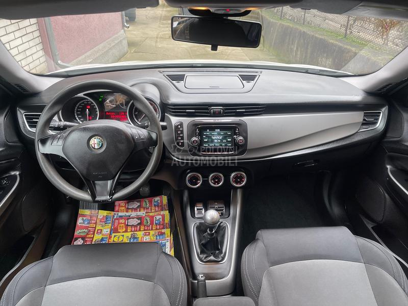 Alfa Romeo Giulietta 1.6 T0P AUT0 CH /