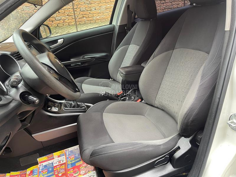 Alfa Romeo Giulietta 1.6 T0P AUT0 CH /