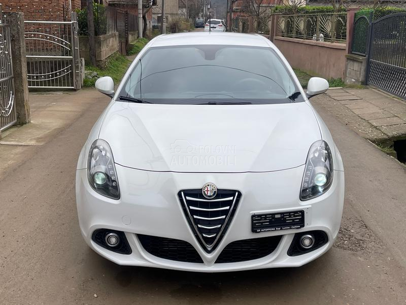 Alfa Romeo Giulietta 1.6 T0P AUT0 CH /