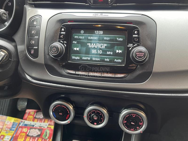 Alfa Romeo Giulietta 1.6 T0P AUT0 CH /