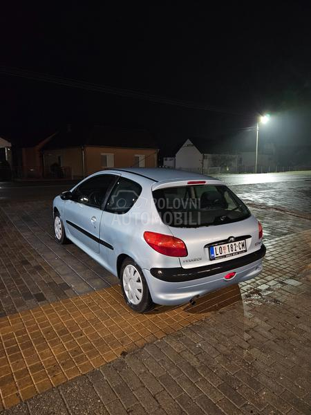 Peugeot 206 