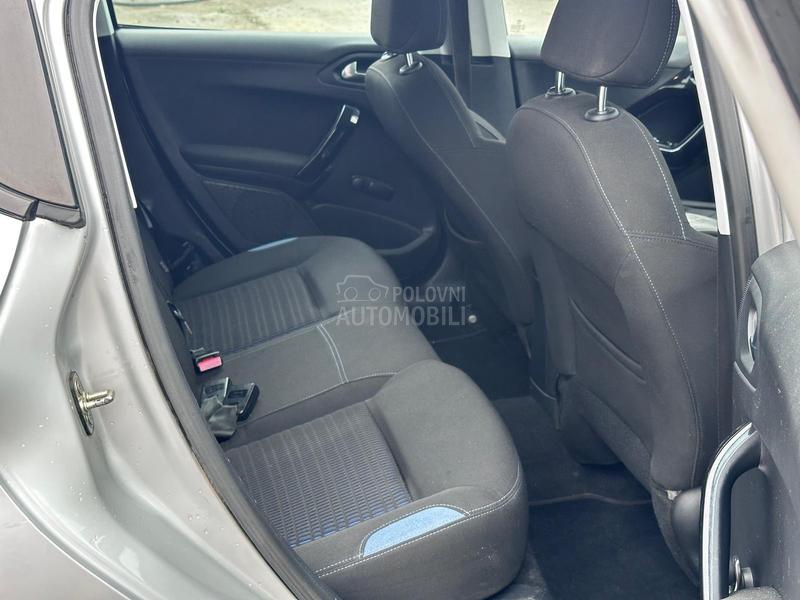 Peugeot 208 1.4 HDI