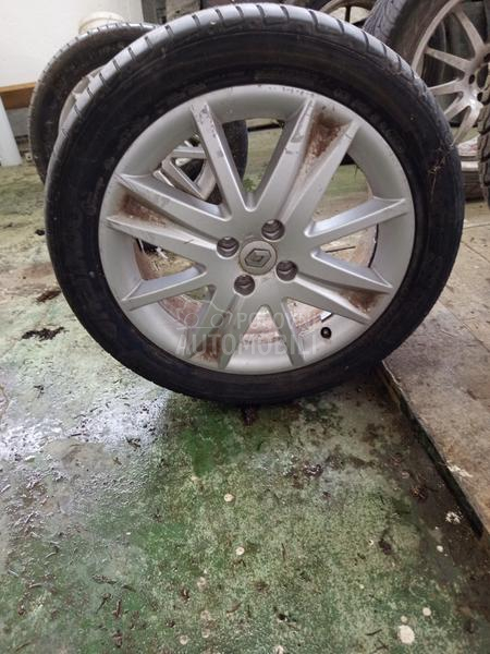 Hankook 235/45 R17 Letnja