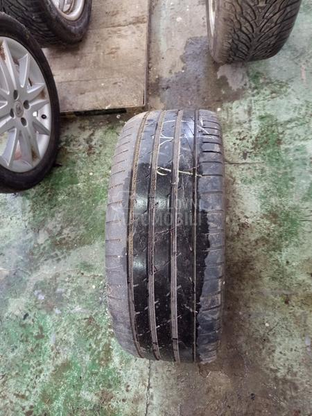 Hankook 235/45 R17 Letnja