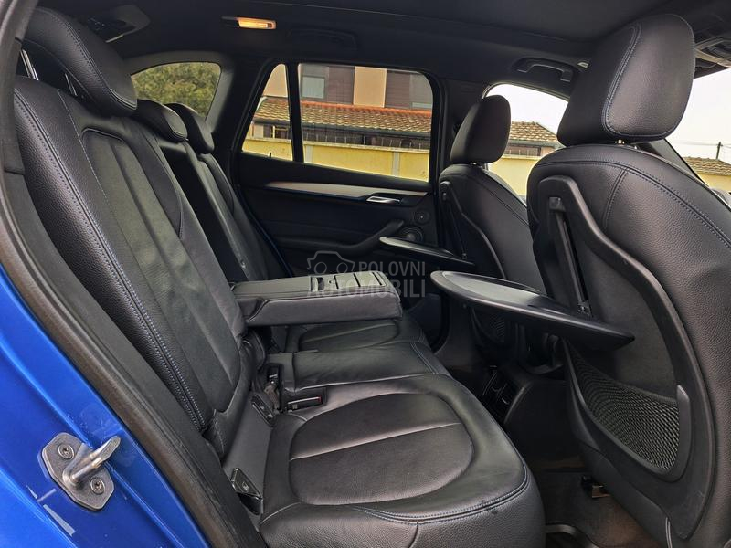 BMW X1 POGLEDATI TEXT