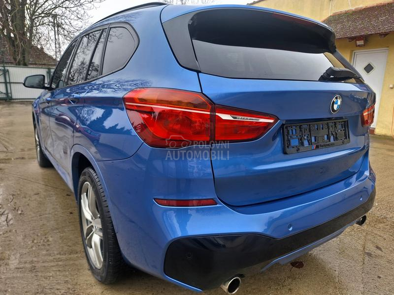 BMW X1 POGLEDATI TEXT