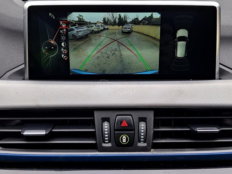 BMW X1 POGLEDATI TEXT
