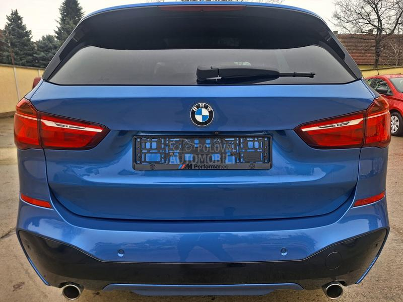 BMW X1 POGLEDATI TEXT