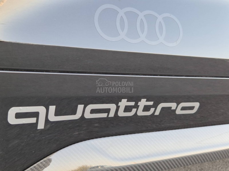 Audi Q5 S line quattro Dark