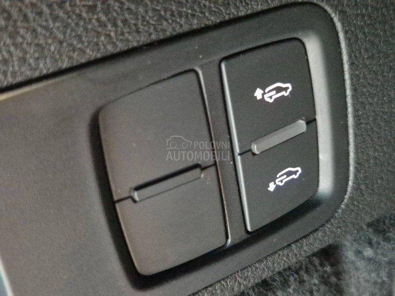 Audi Q5 S line quattro Dark