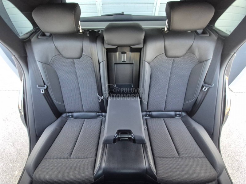 Audi Q5 S line quattro Dark