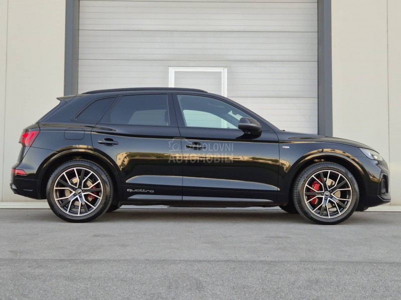Audi Q5 S line quattro Dark