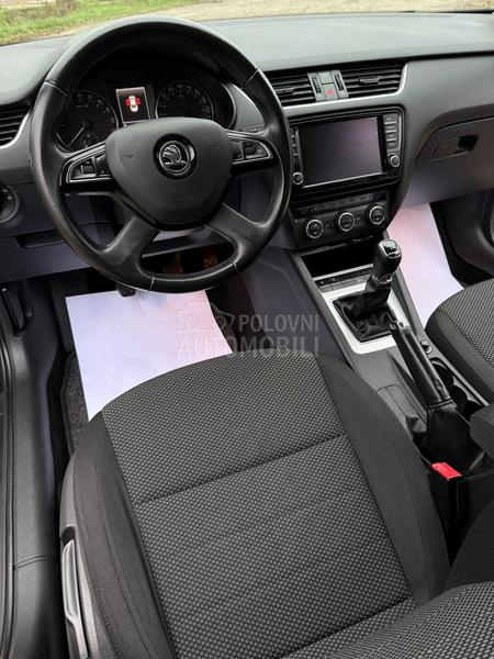 Škoda Octavia 1.6TDI/XENON/F-ULL