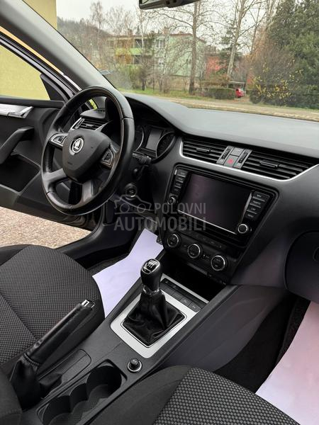 Škoda Octavia 1.6TDI/XENON/F-ULL