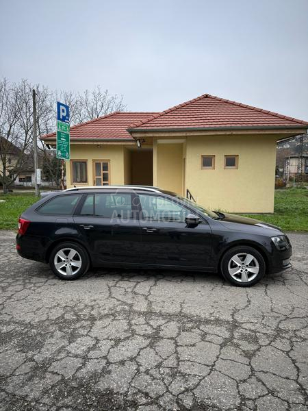 Škoda Octavia 1.6TDI/XENON/F-ULL