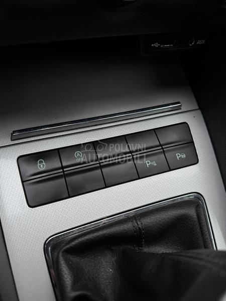Škoda Octavia 1.6TDI/XENON/F-ULL