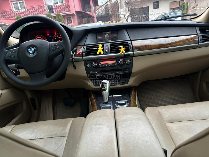 BMW X5 3.0si CH