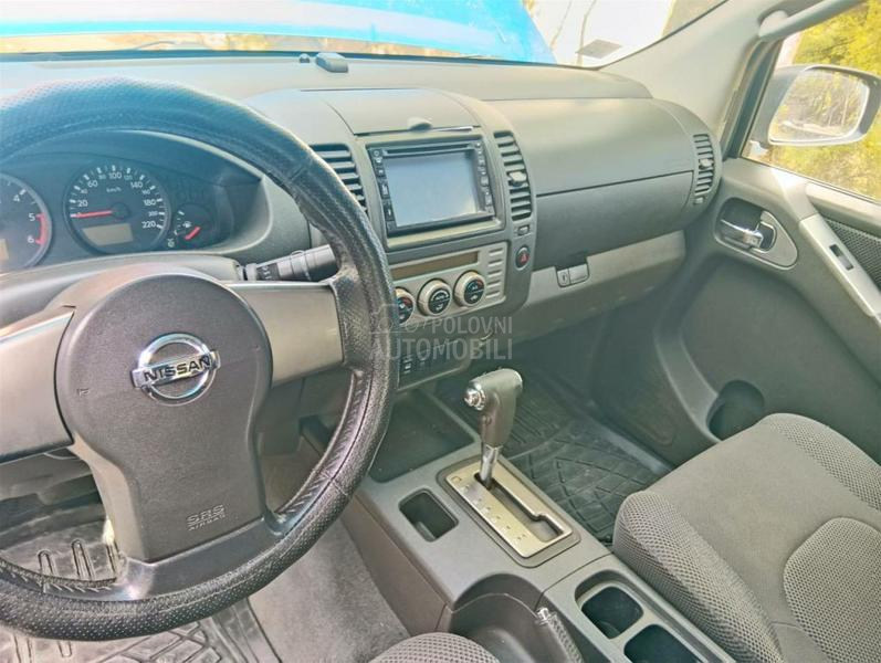 Nissan Navara 2.5 D40