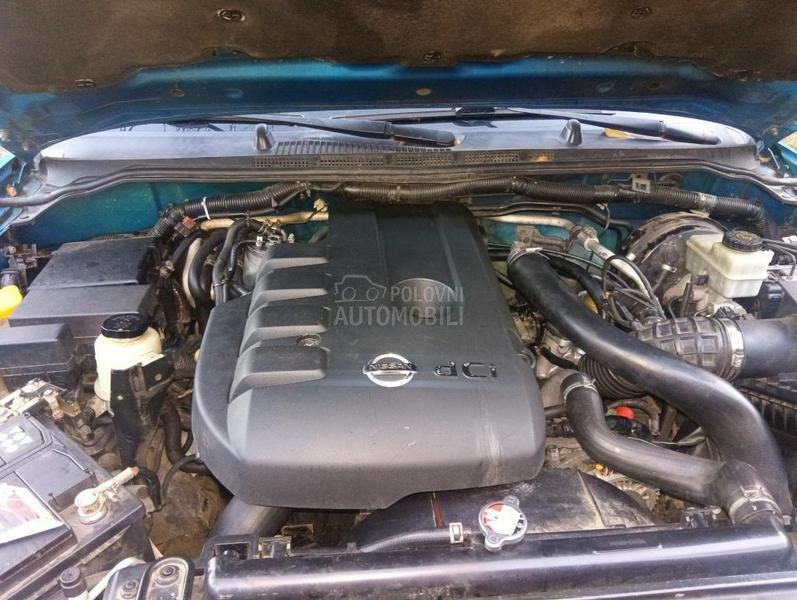 Nissan Navara 2.5 D40