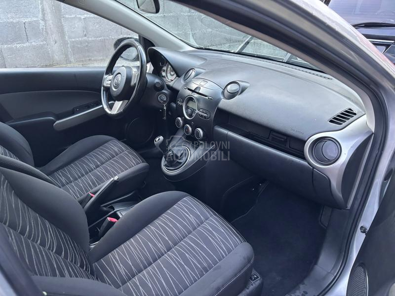 Mazda 2 1.3 CH