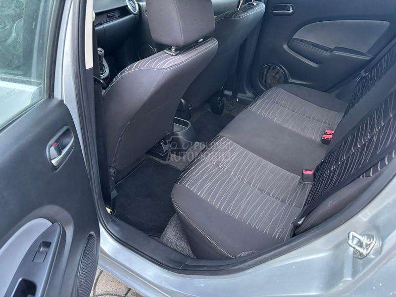 Mazda 2 1.3 CH
