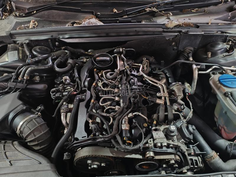 Audi A4 -  kompletan auto u delovima